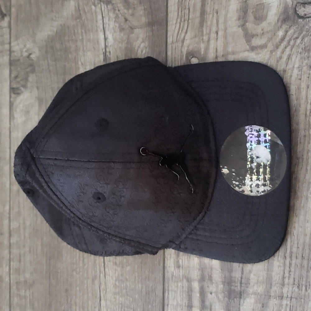 Infant black Air Jordan baseball hat